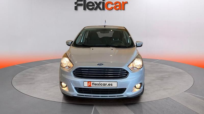 Usado Ford Ka Plus 86 CV (63 kW) 2017 Gris Utilitario
