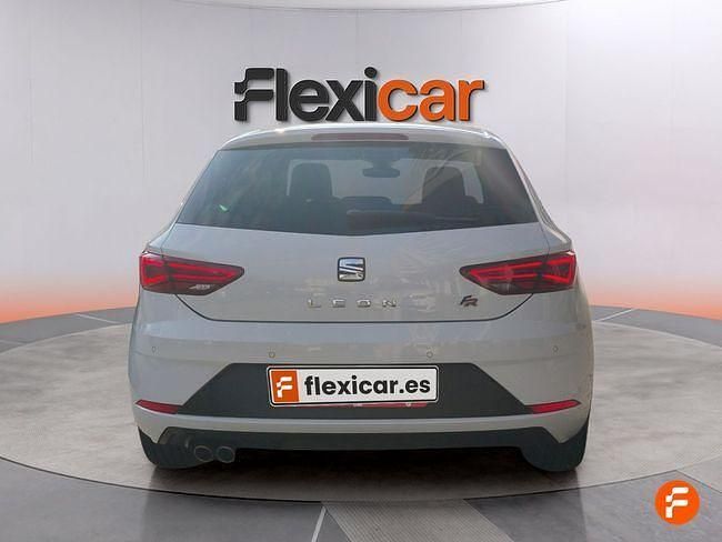 Usado Seat Leon FR 150 CV (110 kW) 2019 Blanco
