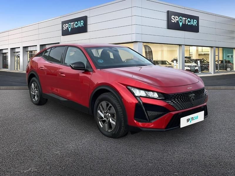 Usado Peugeot 408 Allure 131 CV (96 kW) 2024 Rojo Berlina