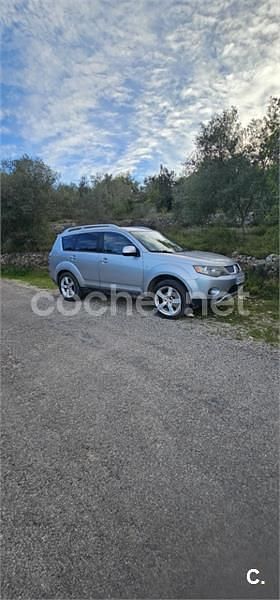 Usado Mitsubishi Outlander Intense+ 140 CV (102 kW) 2009 Gris / plata SUV