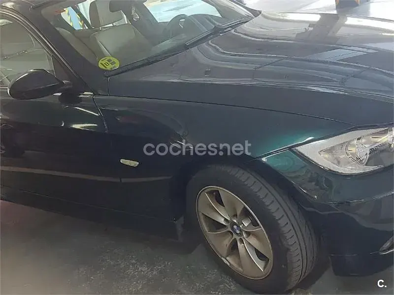 Usado BMW 318 122 CV (89 kW) 2006 Verde Berlina