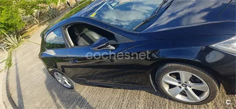 Usado Seat Leon SC FR 184 CV (135 kW) 2014 Azul Utilitario
