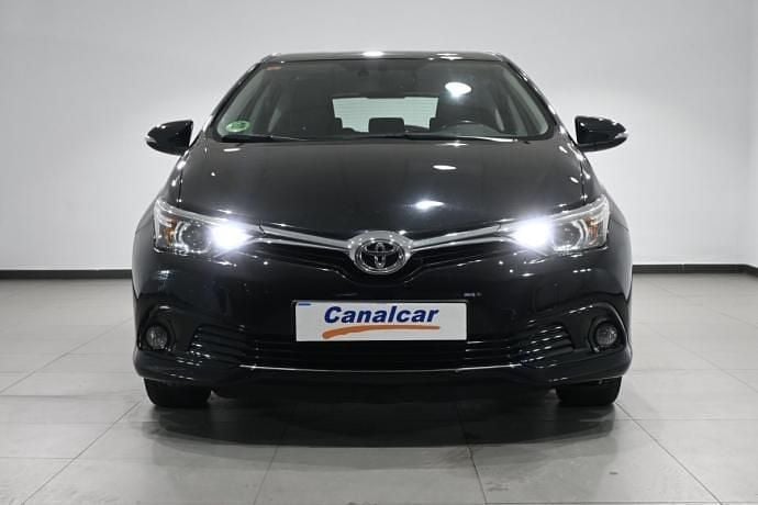 Usado Toyota Auris Active 90 CV (66 kW) 2016 Negro Utilitario