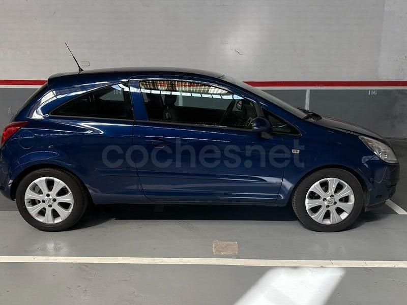 Usado Opel Corsa Enjoy 90 CV (66 kW) 2007 Azul Utilitario