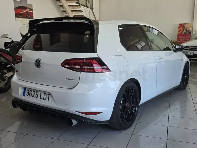 Usado VW Golf VII GTI 220 CV (161 kW) 2016 Blanco Berlina