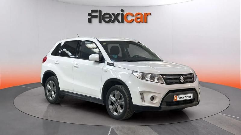 Usado Suzuki Vitara GL 120 CV (88 kW) 2016 Blanco SUV
