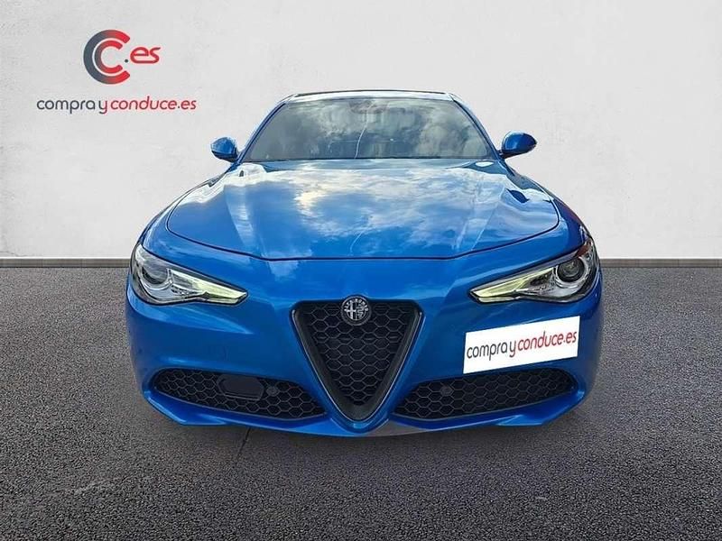 Usado Alfa Romeo Giulia Executive 190 CV (139 kW) 2019 Azul Berlina