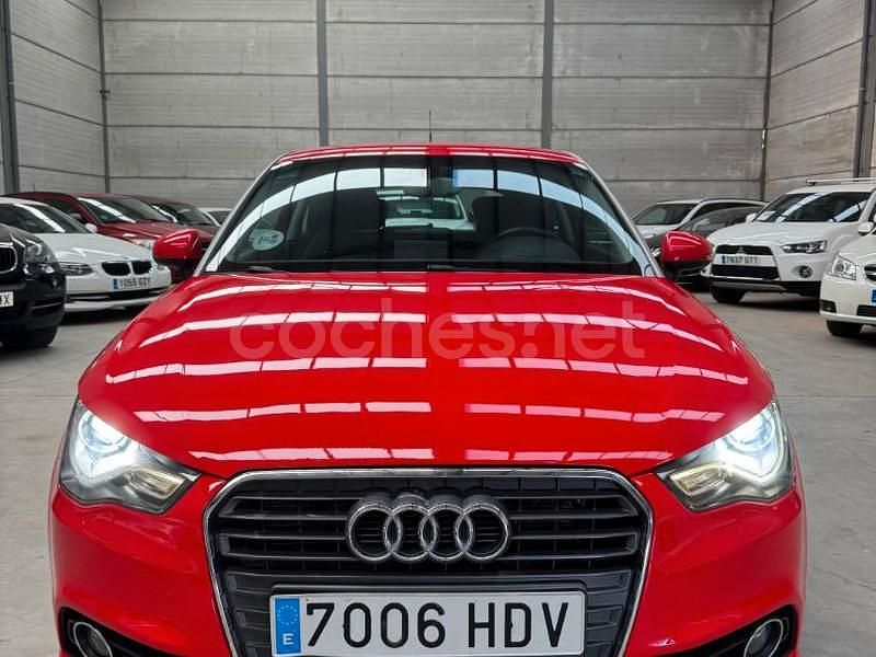 Usado Audi A1 Ambition 105 CV (77 kW) 2011 Rojo Berlina