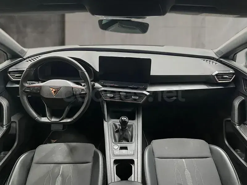 Usado Cupra Leon 150 CV (110 kW) 2023 Blanco Berlina