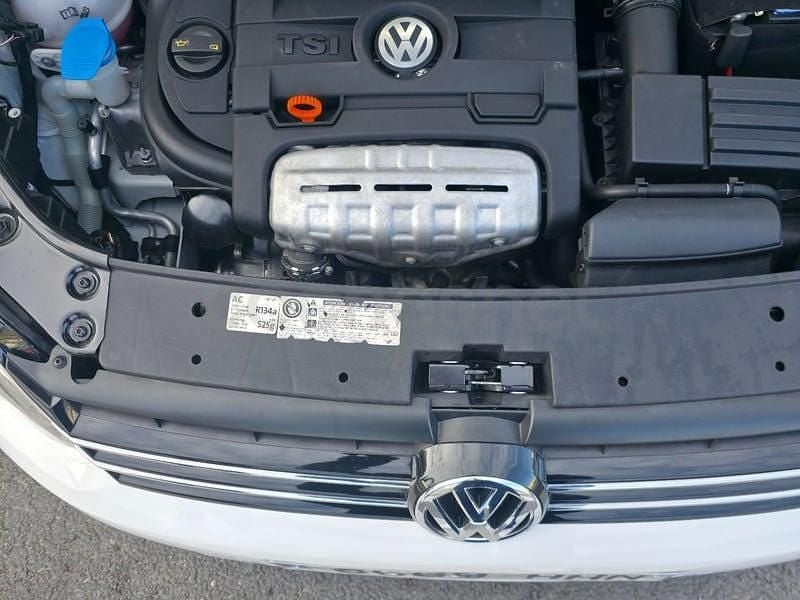 Usado VW Touran Advance 140 CV (102 kW) 2011 Blanco Monovolumen