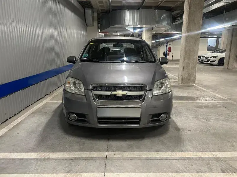 Usado Chevrolet Aveo LT 100 CV (73 kW) 2009 Beige Berlina