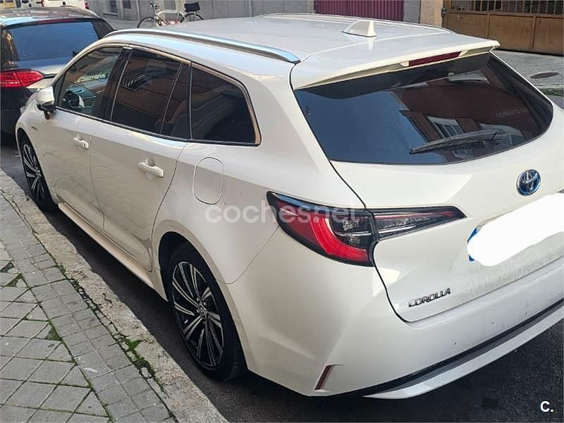 Usado Toyota Corolla Sport 122 CV (89 kW) 2021 Blanco Familiar
