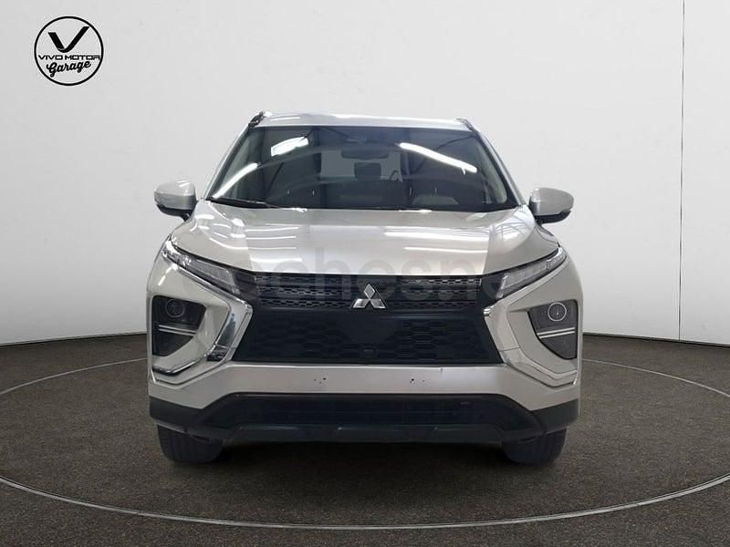 Usado Mitsubishi Eclipse Cross Motion 188 CV (138 kW) 2022 Gris / plata SUV