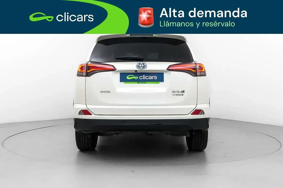 Usado Toyota RAV4 Hybrid Advance 152 CV (111 kW) 2018 Blanco SUV