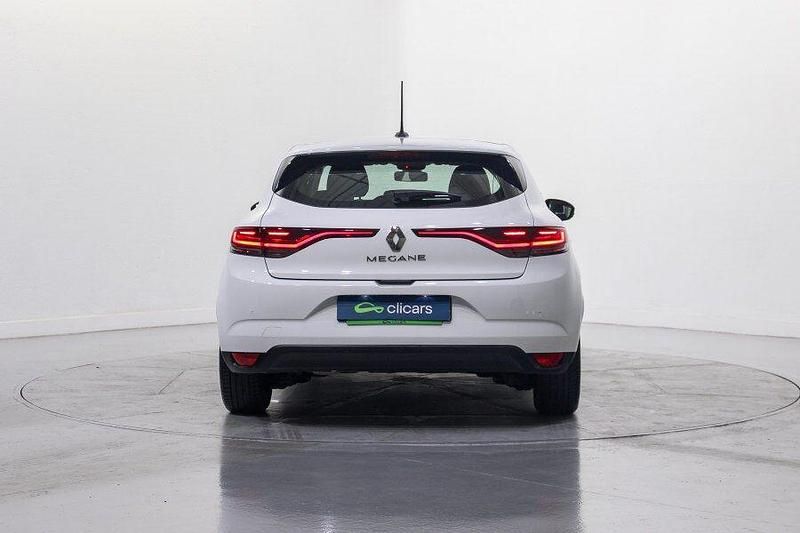 Usado Renault Mégane IV Business 115 CV (84 kW) 2021 Blanco Berlina
