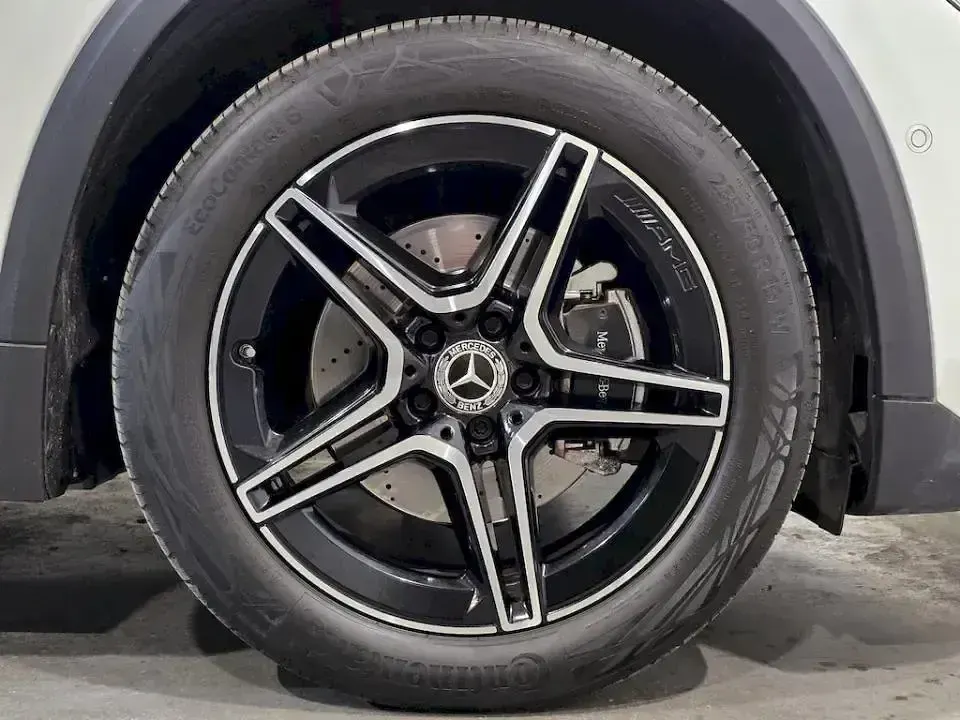 Usado Mercedes GLA200 AMG line 150 CV (110 kW) 2022 Blanco SUV