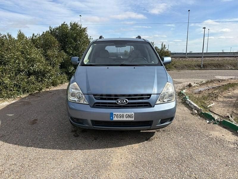 Usado Kia Carnival 185 CV (136 kW) 2009 Azul Monovolumen