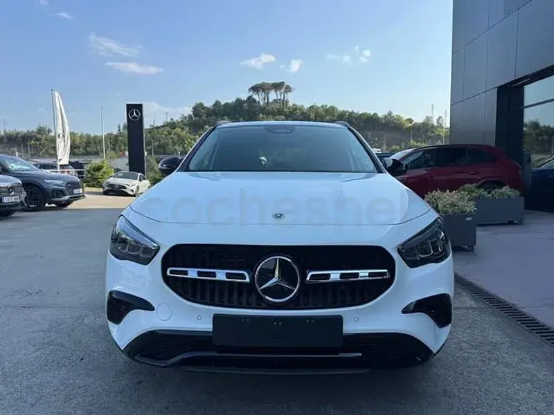 Nuevo Mercedes GLA200 163 CV (119 kW) 2026 Blanco SUV