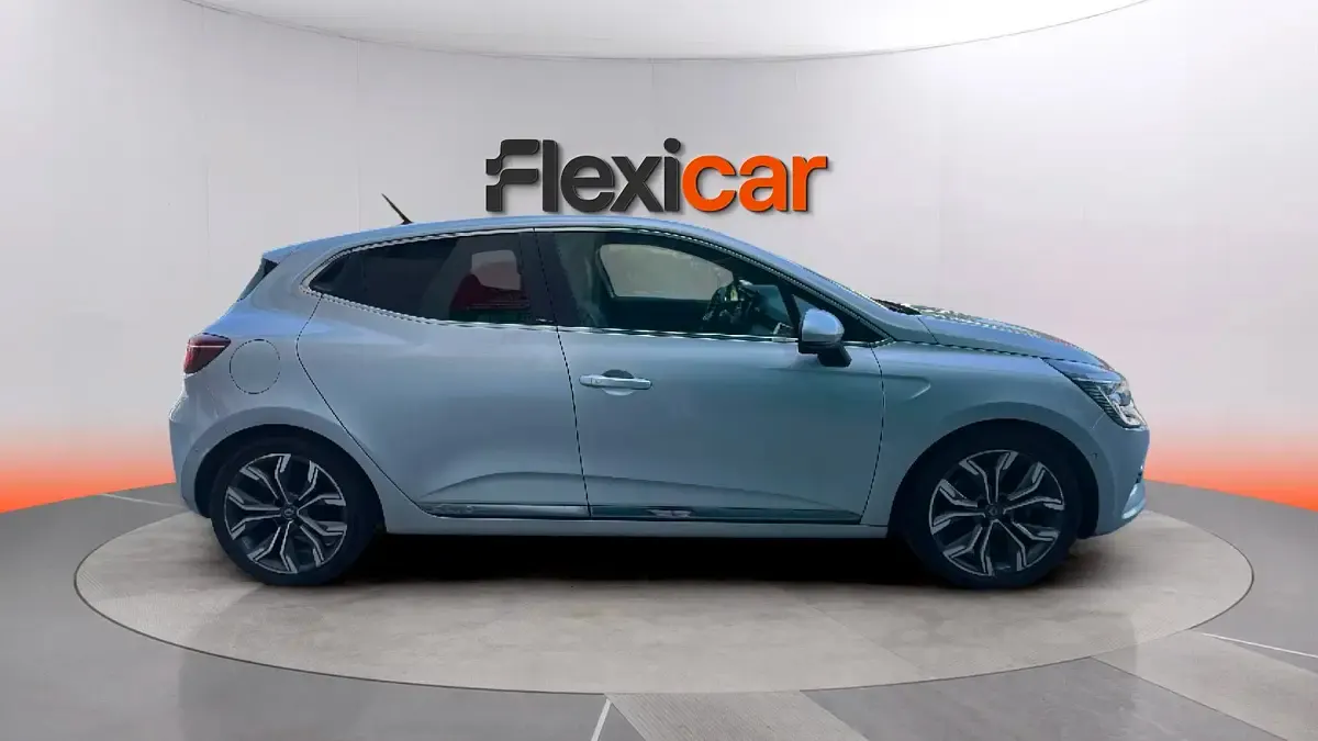 Usado Renault Clio V Zen 140 CV (102 kW) 2021 Gris Berlina