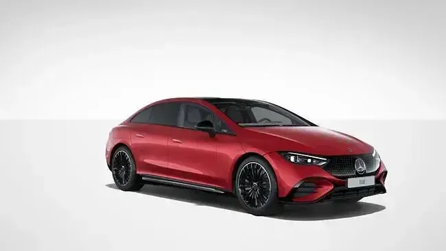 Nuevo Mercedes EQE350 AMG 234 kW (319 CV) 2026 Rojo Berlina