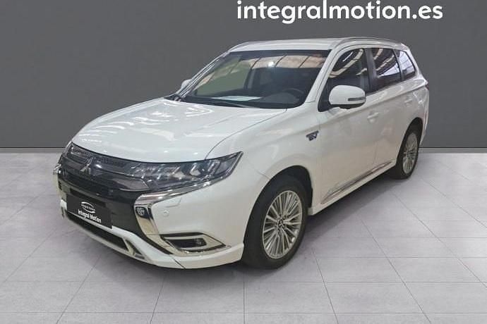 Usado Mitsubishi Outlander 224 CV (164 kW) 2021 SUV