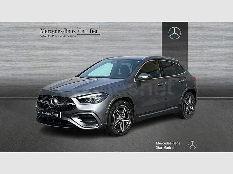 Usado Mercedes GLA200 163 CV (119 kW) 2025 Gris / plata SUV
