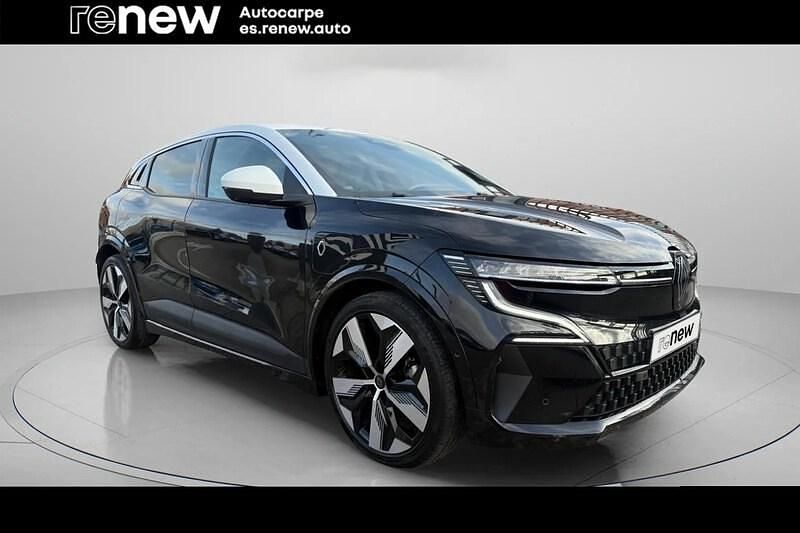 Usado Renault Mégane Techno 95 kW (130 CV) 2023 Noir gne blanc 369 Berlina