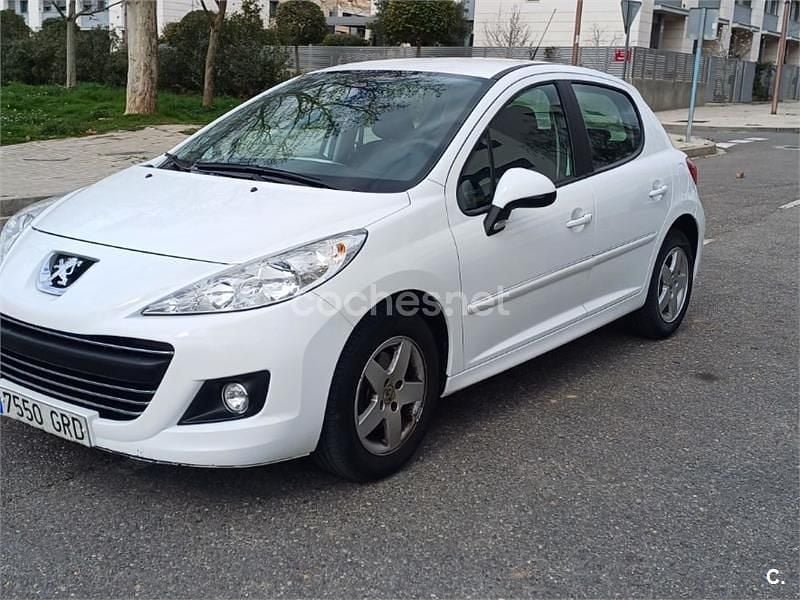 Usado Peugeot 207 Sport 95 CV (69 kW) 2009 Blanco Berlina