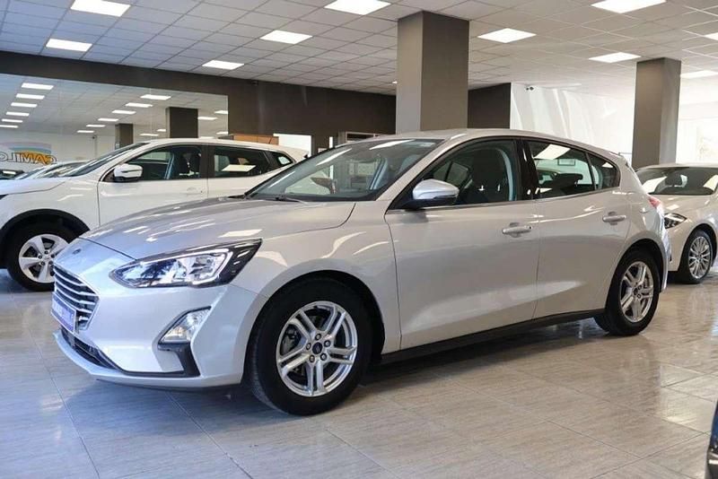 Usado Ford Focus Trend+ 120 CV (88 kW) 2022 Gris Utilitario