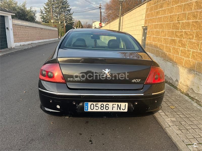 Usado Peugeot 407 Sport 136 CV (100 kW) 2007 Negro Berlina