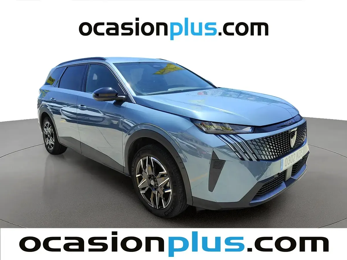 Usado Peugeot 5008 Allure 136 CV (100 kW) 2025 Azul SUV