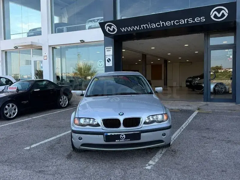 Usado BMW 318 143 CV (105 kW) 2002 Gris / plata Berlina