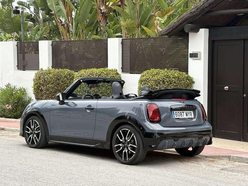 Usado Mini John Cooper Works Cabriolet 204 CV (150 kW) 2025 Gris Descapotable