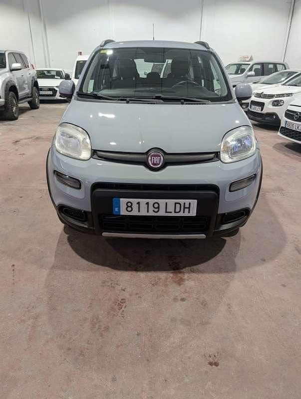 Usado Fiat Panda 4x4 86 CV (63 kW) 2019 Gris Utilitario