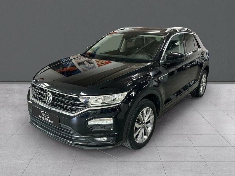 Negro Usado 2022 VW T-Roc Advance SUV | 26.900 € (Un poco caro) - Imagen 1/4