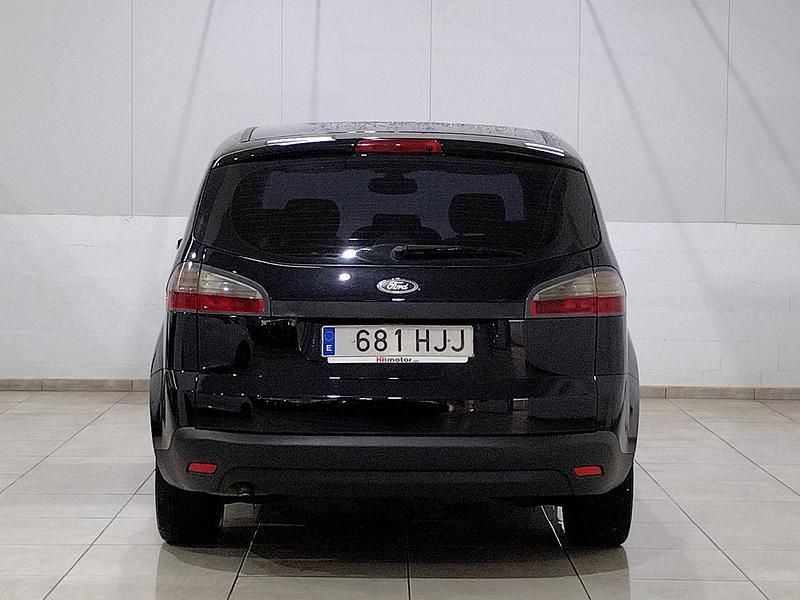 Usado Ford S-MAX Titanium 151 CV (111 kW) 2007 Negro Monovolumen
