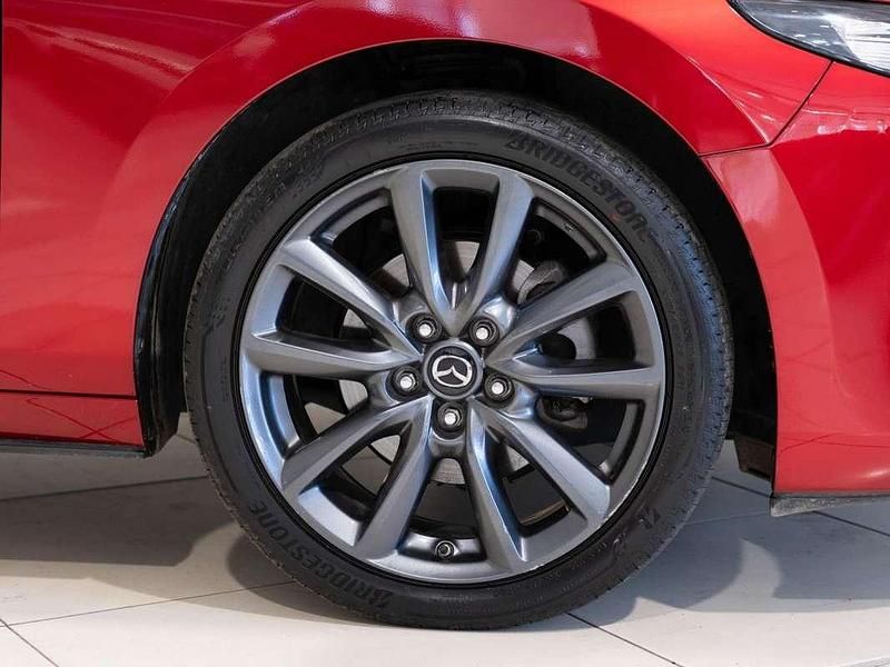 Usado Mazda 3 Center-Line 140 HP (102 kW) 2025 Vermelho Citadino