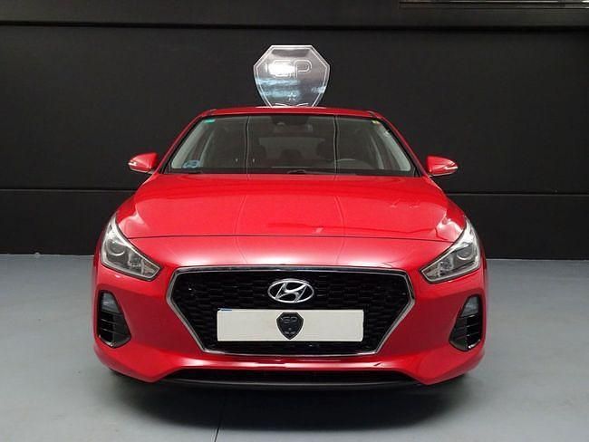 Rojo Usado 2018 Hyundai i30 Utilitario | 12.500 € (Precio justo) - Imagen 1/4