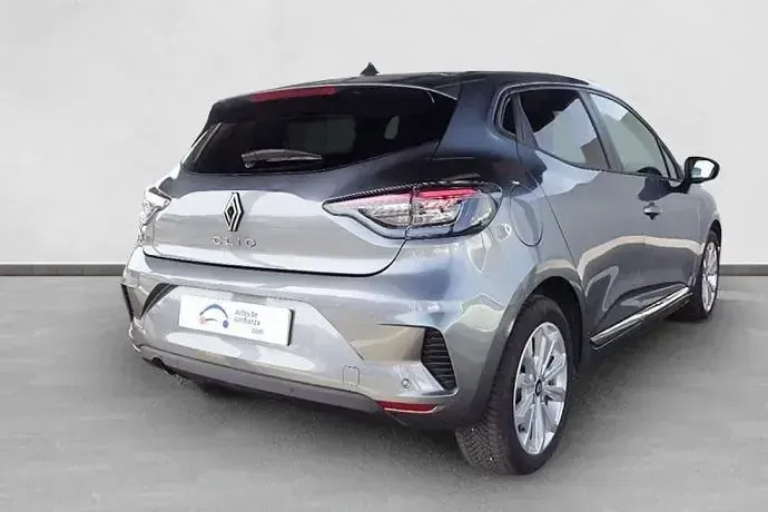 Usado Renault Clio Evolution 100 CV (73 kW) 2025 Utilitario