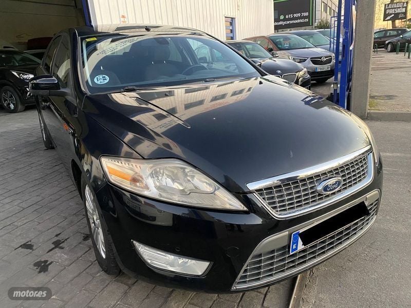 Usado Ford Mondeo 125 CV (91 kW) 2010 Negro Berlina