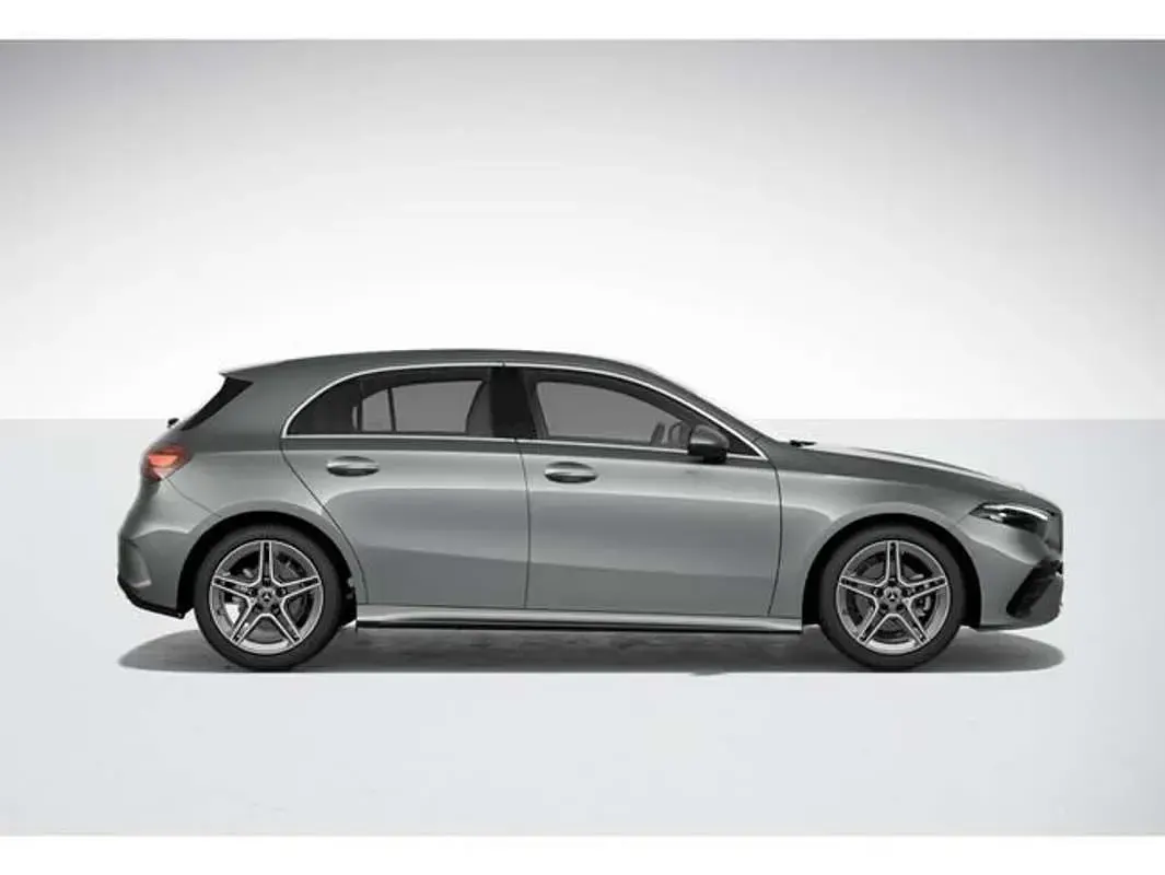 Usado Mercedes A220 151 CV (111 kW) 2024 Gris Utilitario