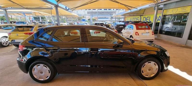 Usado Audi A3 Sportback 116 CV (85 kW) 2019 Negro Utilitario
