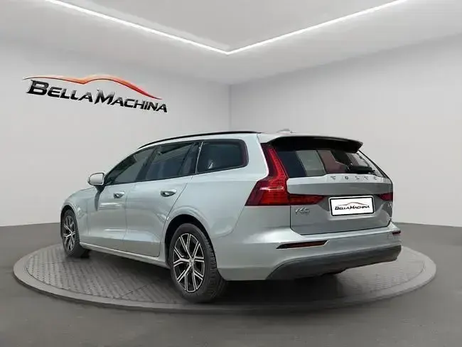 Usado Volvo V60 197 CV (144 kW) 2023 Gris Familiar