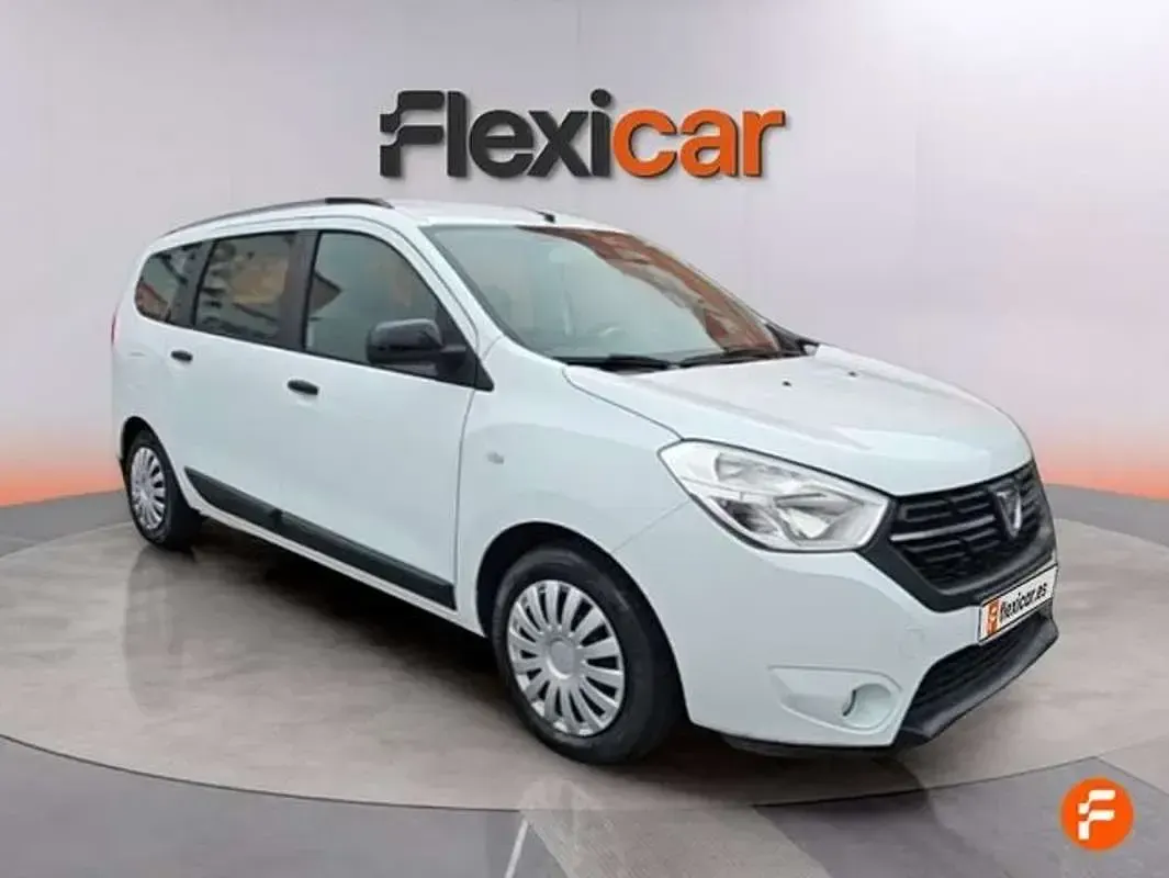 Usado Dacia Lodgy Comfort 95 CV (69 kW) 2019 Blanco Monovolumen