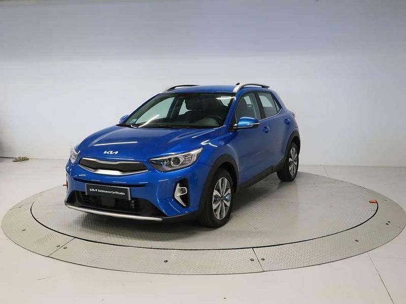 Azul Usado 2024 Kia Stonic SUV | 19.475 € (Precio justo) - Imagen 1/4