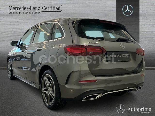 Nuevo Mercedes B250e 218 CV (160 kW) 2025 Gris / plata Monovolumen