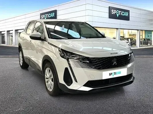 Usado Peugeot 3008 Active 130 CV (95 kW) 2021 Blanco SUV