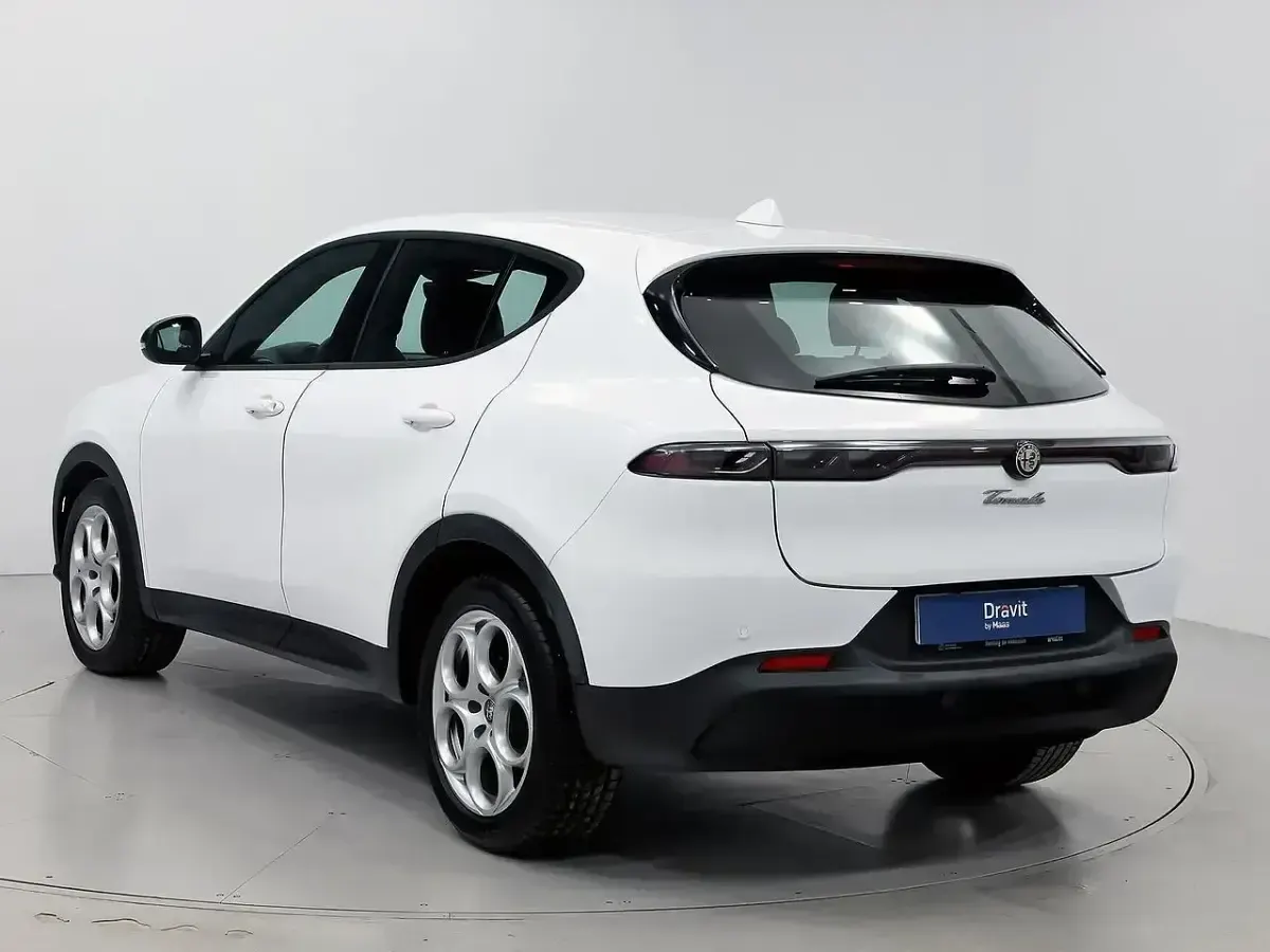 Usado Alfa Romeo Tonale Sprint 131 CV (96 kW) 2022 Blanco SUV