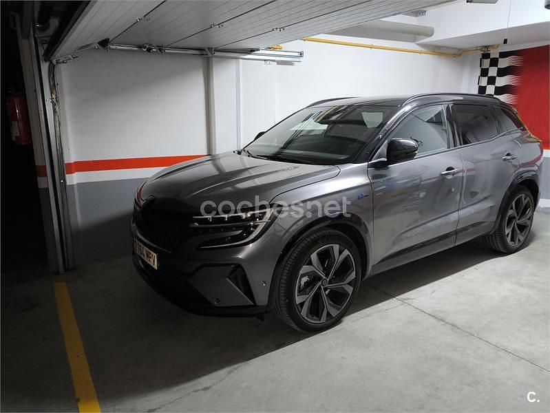 Gris / plata Usado 2024 Renault Austral Techno Esprit Alpine SUV | 32.500 € (Un poco caro) - Imagen 1/1