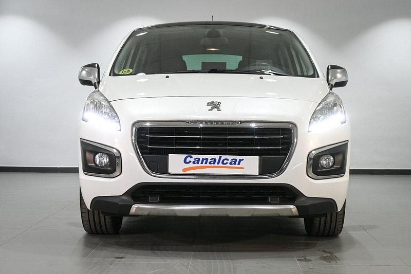 Usado Peugeot 3008 Allure 115 CV (84 kW) 2014 Blanco Familiar